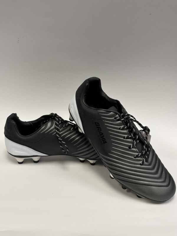 Brava Soccer Cleats 5.5