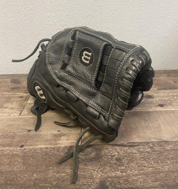 Wilson A500 12.5’ RH Throw Glove