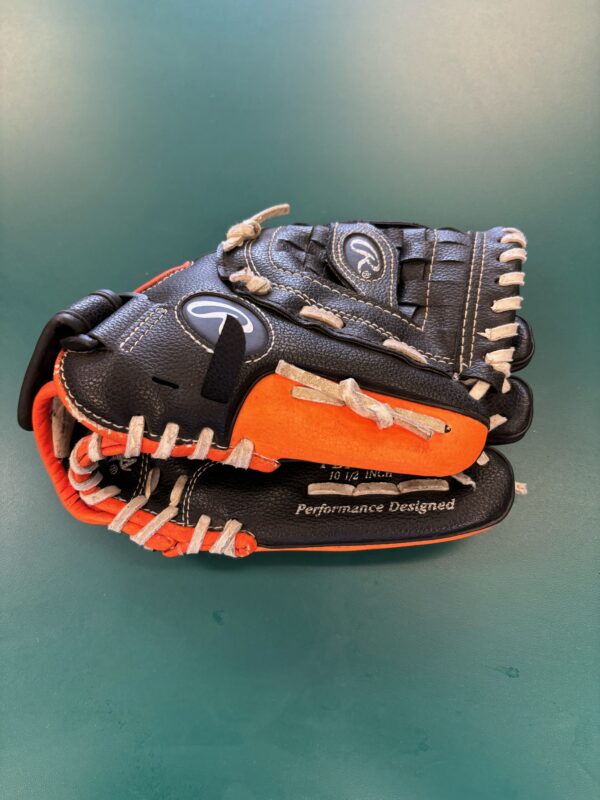 Rawlings Player Series LHCatch glove 10 1/2 in