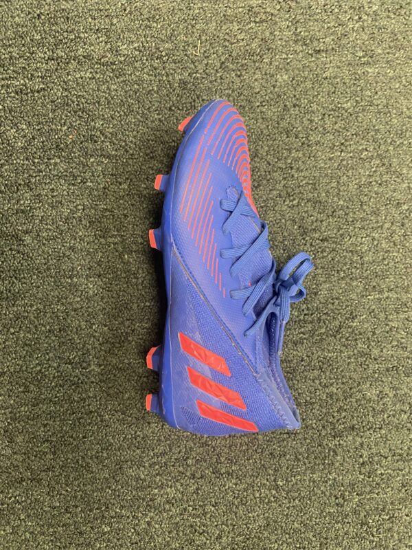Adidas Blue / Orange Predator size 2 1/2