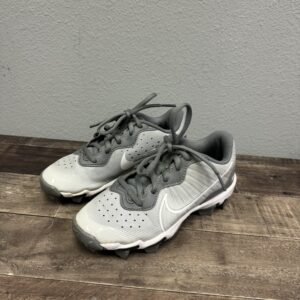 Nike Diamond Grey Cleats size 1.5 Y