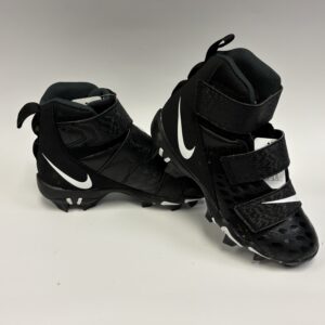 Nike Force Savage Football Cleats Size 6Y