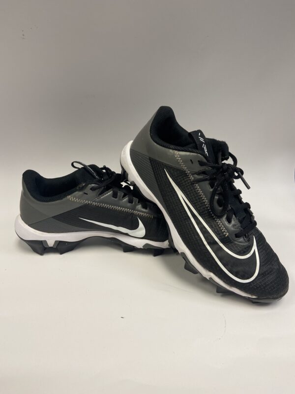 Nike Baseball Shoes 6Y
