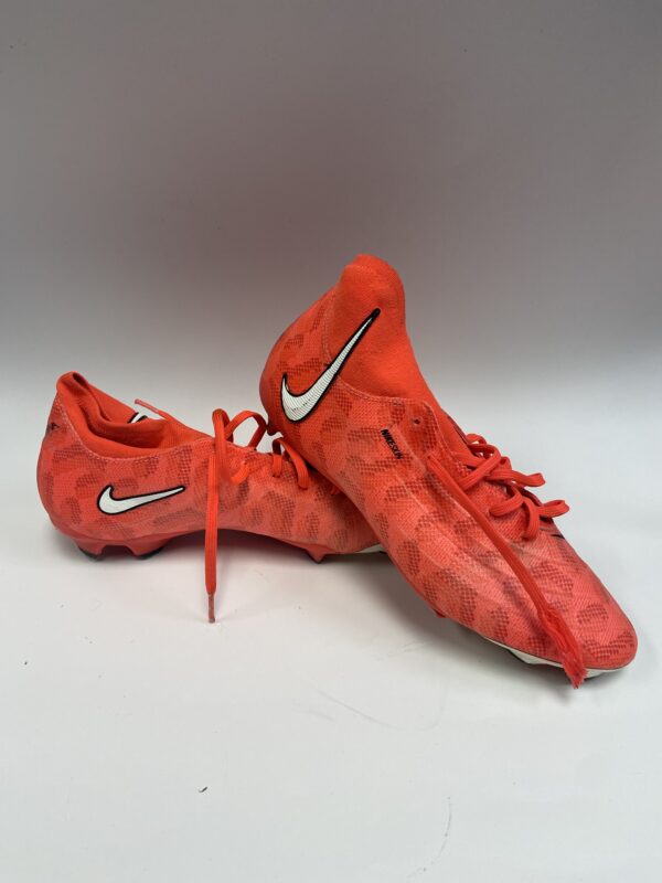 Nike Phantom Soccer Cleats 8