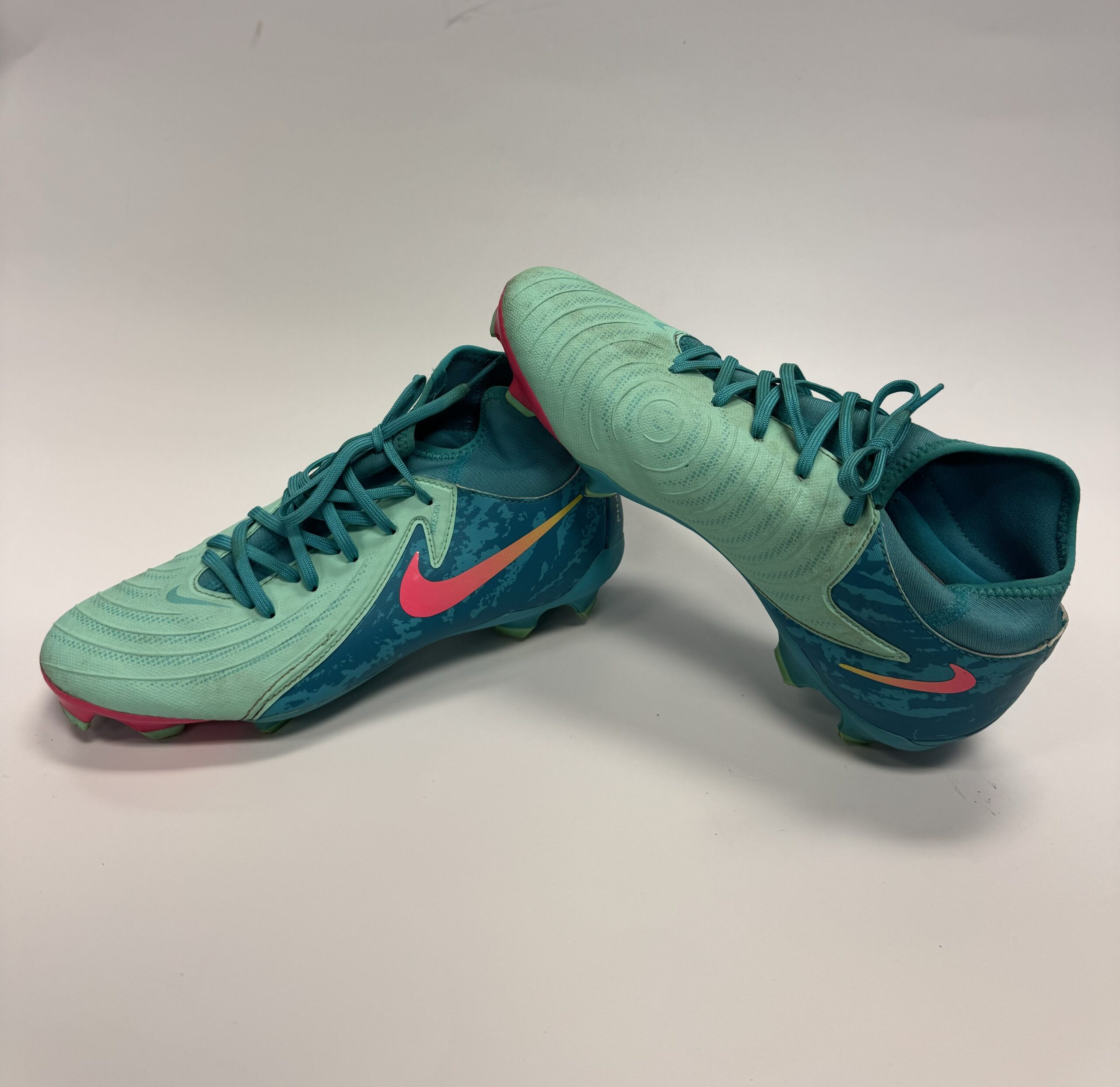 Nike Soccer Cleats 6.5