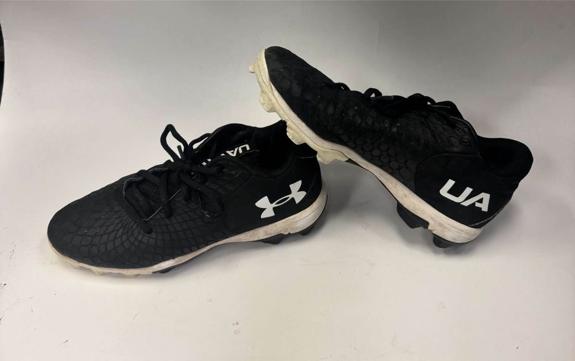 Under Armor 6.5Y